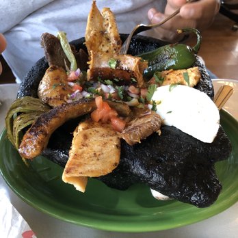 La Parada Cafe - Molcajete (meat not seafood) - Mexican Near Me - Reno, Nevada La Parada Cafe - Molcajete (meat not seafood) - Mexican Near Me - Reno, Nevada