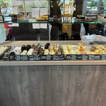 Sweetly Baked - Bakeries Near Me - Salem, Oregon
