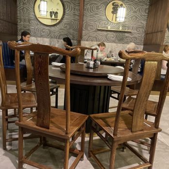 Hunan Bistro - Dining area - Chinese Near Me - Rochester, Minnesota
