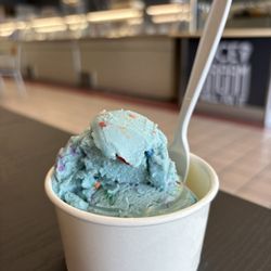 LiftOff Creamery - Vegan Black Box (Birthday Cake)