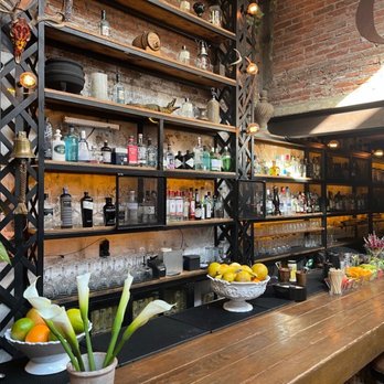 Gin Gin Polanco - Cocktail Bars Near Me - Ciudad de México, DIF Gin Gin Polanco - Cocktail Bars Near Me - Ciudad de México, DIF