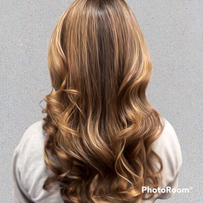 Salon Phoenix by null