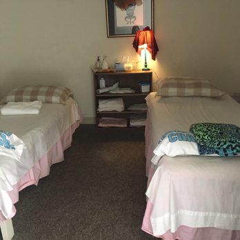 Oasis Spa - Room for massage - Massage Near Me - Wethersfield, Connecticut