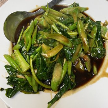 Unison Restaurant & Banquet - Pak Kana - Sports Bars Near Me - Maplewood, Minnesota