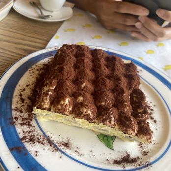 Lemonica - Tiramisu - Wine Bars Near Me - Hollywood, Florida