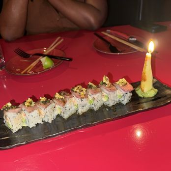 Haii Keii - Murakami roll (surf and turf). Delicious! - Sushi Bars Near Me - Houston, Texas Haii Keii - Murakami roll (surf and turf). Delicious! - Sushi Bars Near Me - Houston, Texas
