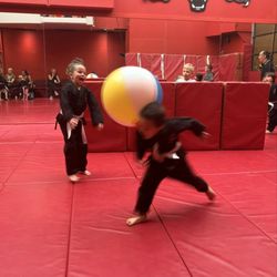 Maui Saito Ninjitsu - The kids love Master Maui's games