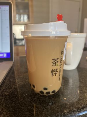Tea Leaf and Creamery by null
