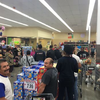 Superior Grocers - Crazy long lines  always! - Grocery Near Me - Hawthorne, California