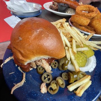 Big Tex Bar-B-Que - Pulled pork sandwich - Barbeque Near Me - Willcox, Arizona