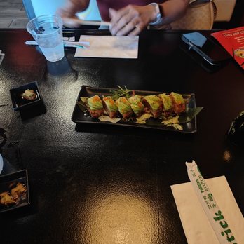 La Zona Sushi - Sushi Bars Near Me - Los Angeles, California