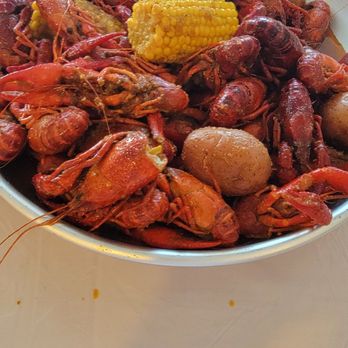 King Crab Paradise - Ate 4 lbs in a jiffy! - Seafood Near Me - Arlington, Texas
