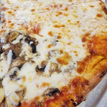 King's Pizza & Grill - Pizza Near Me - Clearwater Beach, Florida
