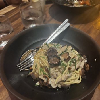 Komodo Miami - Wild Mushroom Lo Mein - Asian Fusion Near Me - Miami, Florida Komodo Miami - Wild Mushroom Lo Mein - Asian Fusion Near Me - Miami, Florida