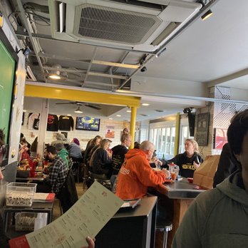 HangOverEasy - Inside waiting area - Breakfast & Brunch Near Me - Columbus, Ohio