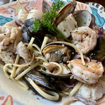 Barbara's Fishtrap - My usual - Seafood Near Me - Half Moon Bay, California