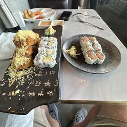 Spicy Tuna Crazy Crunchy Roll (Snow Crab, Crunch)