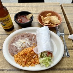 La Adelita - Friday, May 19, 2023 W item combo plate. Chicken Taco was soft not fried. I asked for it that way.