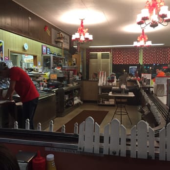 Choo Choo Restaurant - Burgers Near Me - Des Plaines, Illinois