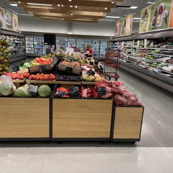 Target - Department Stores Near Me - Clovis, California