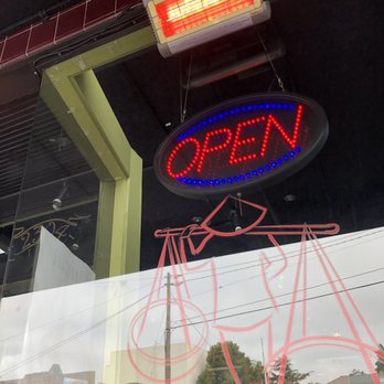Sidestreet Pho - Outdoor - Vietnamese Near Me - Alameda, California Sidestreet Pho - Outdoor - Vietnamese Near Me - Alameda, California