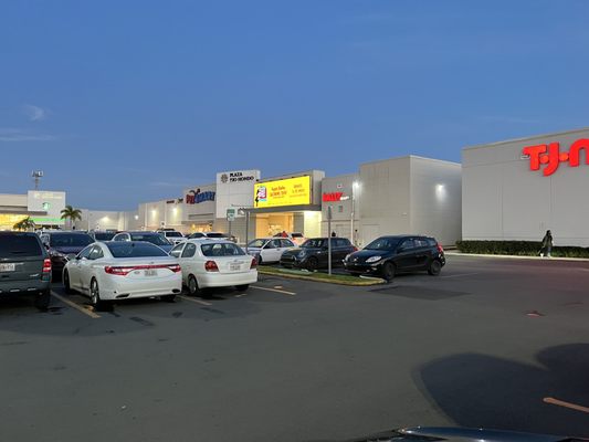 Plaza Río Hondo by null