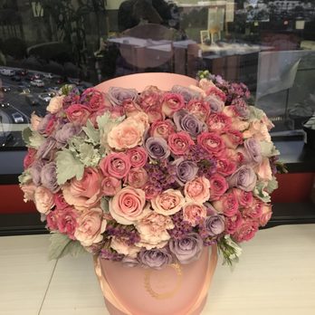 Boxed Flowers & Sweets - Florists Near Me - Glendale, California Boxed Flowers & Sweets - Florists Near Me - Glendale, California