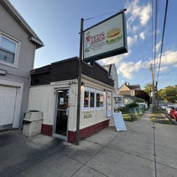 Ted's Restaurant - Outside the restaurant
