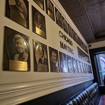 Chicago Chop House - Inside - Steakhouses Near Me - Chicago, Illinois