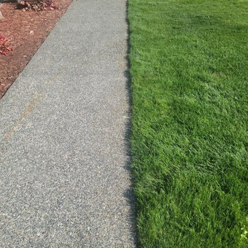 strat's lawncare and more - No edging - Landscaping Near Me - Sequim, Washington