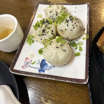 Dumpling Era - Fried dumplings - Chinese Near Me - San Bruno, California Dumpling Era - Fried dumplings - Chinese Near Me - San Bruno, California