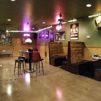 Boulevard Pizza - Inside bar area - Pizza Near Me - Sparks, Nevada Boulevard Pizza - Inside bar area - Pizza Near Me - Sparks, Nevada