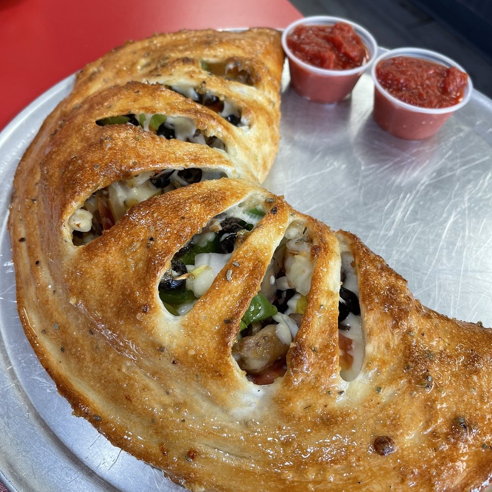 Graziano's Pizzaria - Excelente Veggie Calzone - Pizza Near Me - Oceanside, California Graziano's Pizzaria - Excelente Veggie Calzone - Pizza Near Me - Oceanside, California