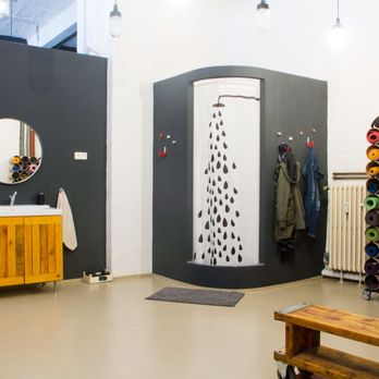 The Yoga Loft - women's shower - Yoga Near Me - Cologne, NW