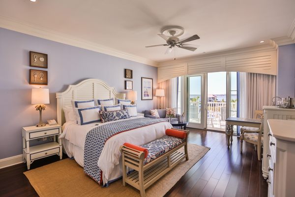 The Beach Club at Charleston Harbor Resort and Marina by null