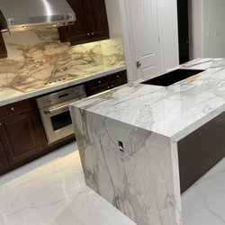 Luxiomer Kitchens