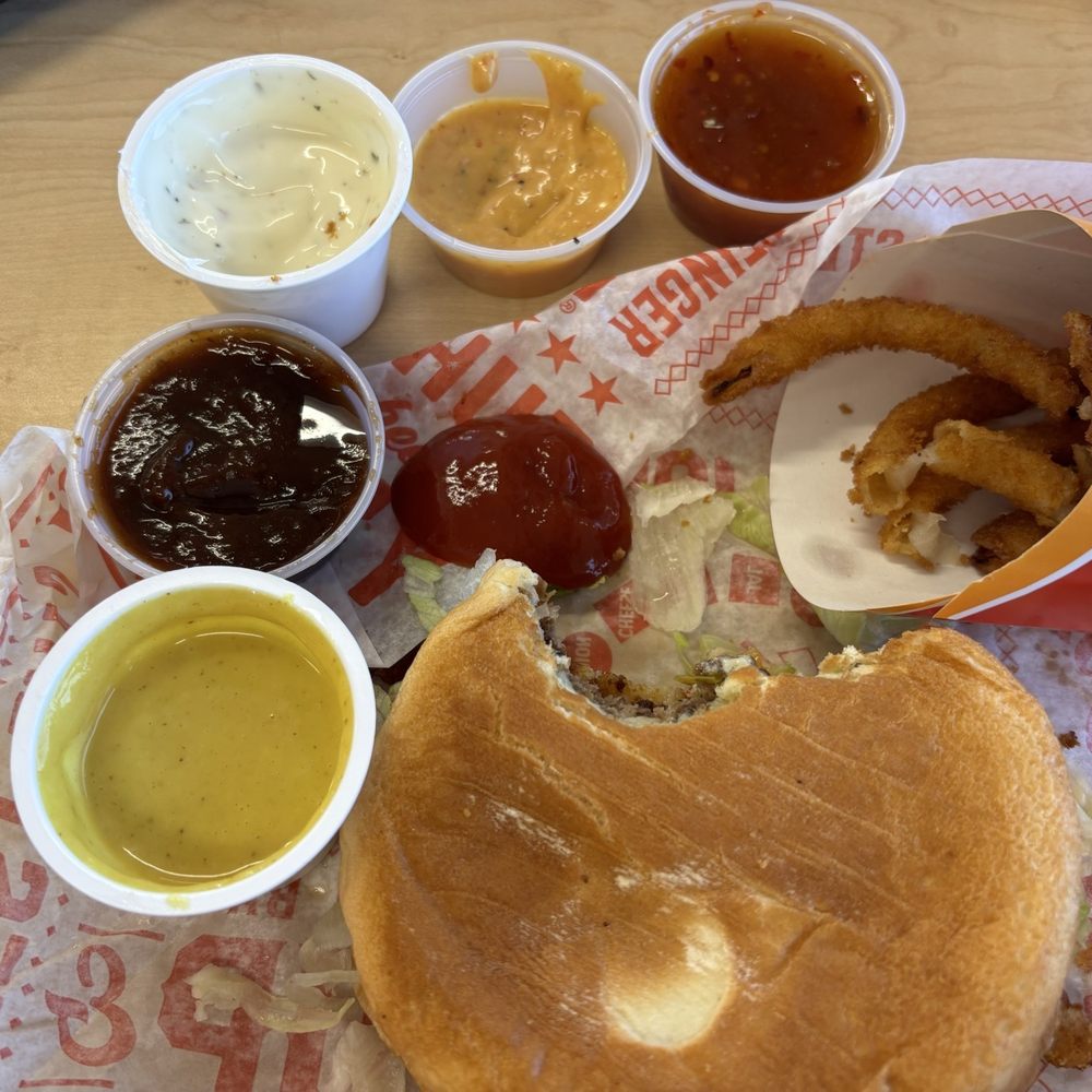Dairy Queen - No spicy Heinz Dilemma catsup here. Always tip if you can afford it. A penny. A dime. A peso. A lira. Cash or card. Bee kind. - Fast Food Near Me - Goldthwaite, Texas