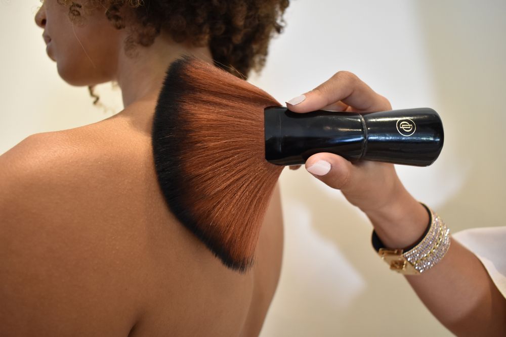 Sunless Lab Spray Tan Bar Logo