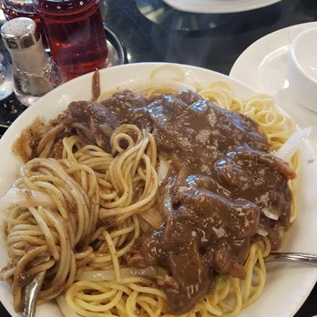 Keung Kee Congee - "Baked" crispy chicken spaghetti with black pepper sauce....Aka a pound of spaghetti with a smidge of chicken - Chinese Near Me - Markham, Ontario Keung Kee Congee - "Baked" crispy chicken spaghetti with black pepper sauce....Aka a pound of spaghetti with a smidge of chicken - Chinese Near Me - Markham, Ontario