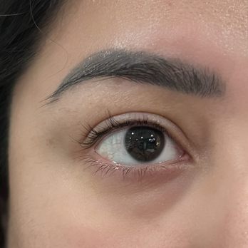 Sugared & Lashed Academy - Right eye: inner corner straight and middle section a lil clumped together. - Eyelash Service Near Me - Claremont, California Sugared & Lashed Academy - Right eye: inner corner straight and middle section a lil clumped together. - Eyelash Service Near Me - Claremont, California