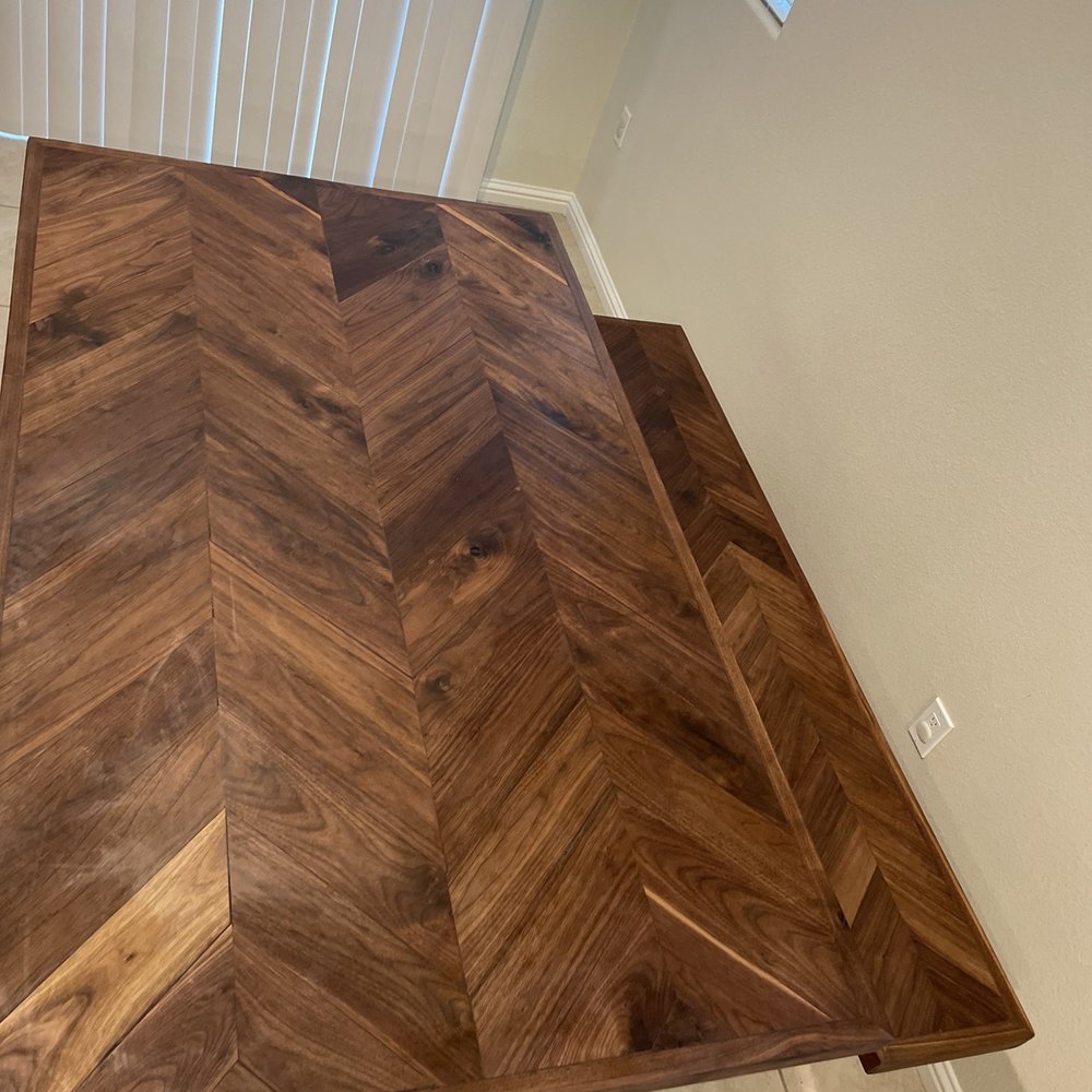 Natural walnut wood shining through, no stain here. Natural walnut wood shining through, no stain here.