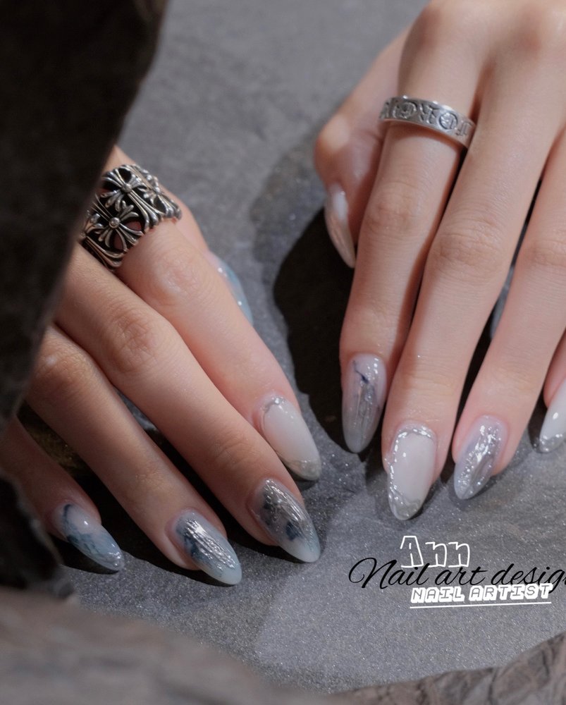 AI Nails Logo