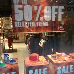 Vans - Sale on each Jan