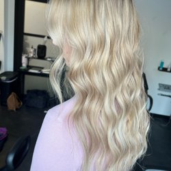 CMXO Hair Studio - Level 4 Blonding session