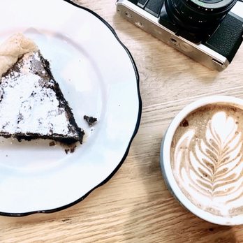 Dollop Coffee - moca, and a chocolate pie - Cafes Near Me - Chicago, Illinois