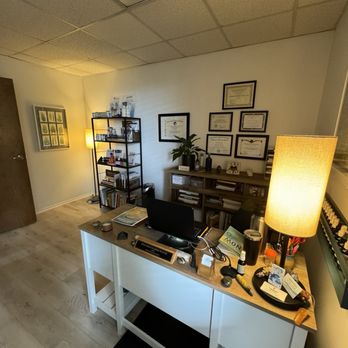 Heart Centered Transformational Wellness - Acupuncture Near Me - Costa Mesa, California
