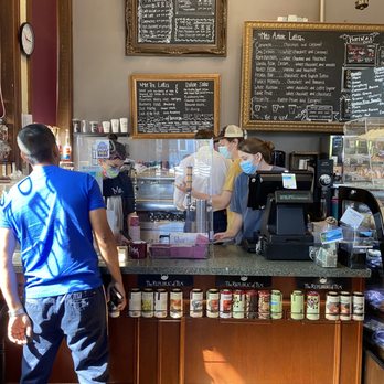 The Metropolitan Coffeehouse - Coffee & Tea Near Me - North Conway, New Hampshire The Metropolitan Coffeehouse - Coffee & Tea Near Me - North Conway, New Hampshire