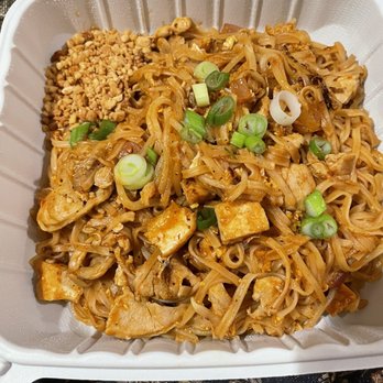 Shine Thai Cuisine - 1. Pad Thai - Thai Near Me - Daly City, California Shine Thai Cuisine - 1. Pad Thai - Thai Near Me - Daly City, California
