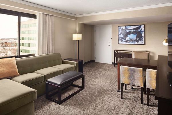 Embassy Suites by Hilton Tysons Corner by null