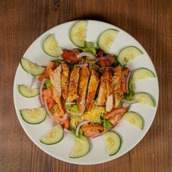 Jackeys Watchbar & Lounge - Garden Salad w Grilled Chicken